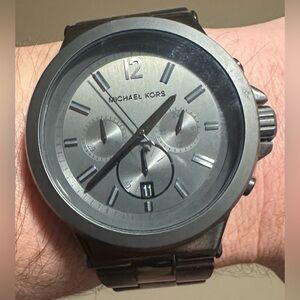 Michael Kors gunmetal MK 8205